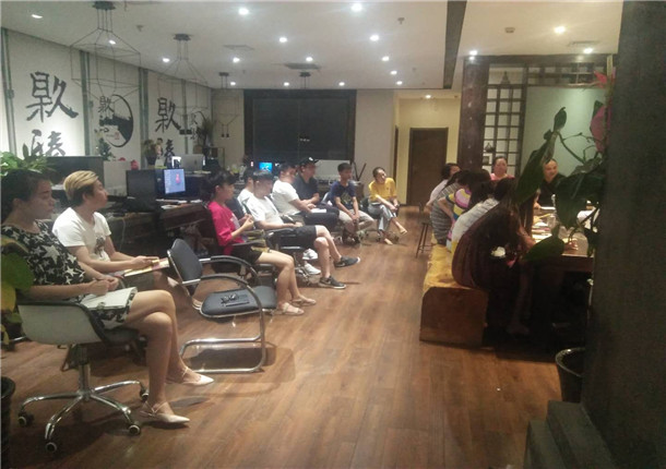 �y���b��O(sh��)Ӌ(j��)���y���b���O(sh��)Ӌ(j��)���y�������b���������b�˾�������b�޹�˾